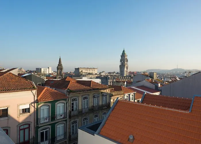 Almada Domus